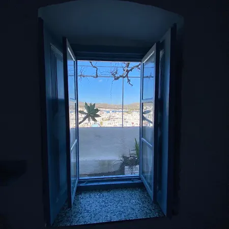 Alexandra Holiday Home *