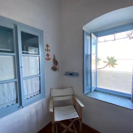 Alexandra Holiday Home
