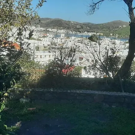 Alexandra Holiday Home *