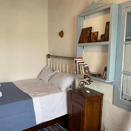Alexandra Holiday Home *